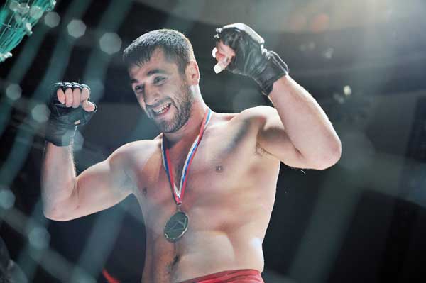 Чемпиона мира по панкратиону осудили за вымогательство 6,5 миллионов рублей