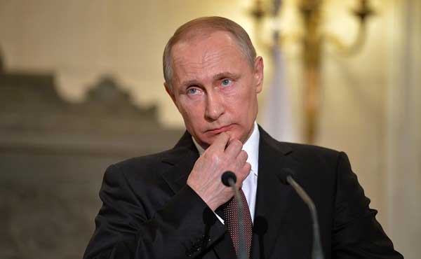 Путин назвал расстрелянного лейтенанта Нурбагандова настоящим героем Путин назвал расстрелянного лейтенанта Нурбагандова настоящим героем