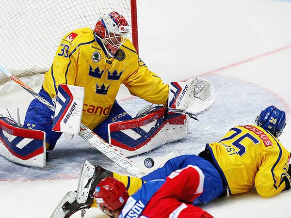 Сборная России проиграла Швеции в стартовом матче Кубка Первого канала