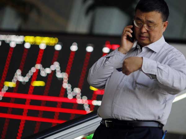 Обвал китайских акций поднял биткоин до максимума с февраля 2014 года