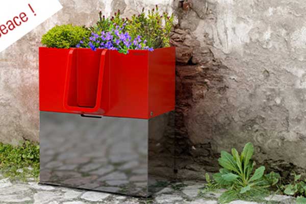 Вокзалы Франции решили оснастить экологичными уличными писсуарами Вокзалы Франции решили оснастить экологичными уличными писсуарами