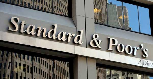 S&P улучшило прогнозы по рейтингам 13 российских компаний S&P улучшило прогнозы по рейтингам 13 российских компаний