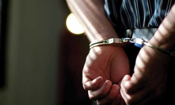 Протаранивший здание кинотеатра в Екатеринбурге задержан Протаранивший здание кинотеатра в Екатеринбурге задержан