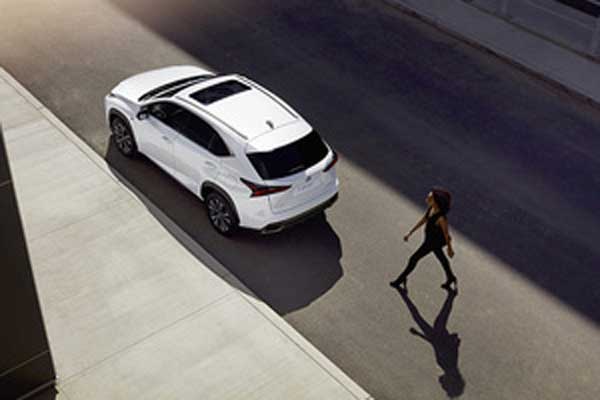 Lexus ������� ������������ �������� �����