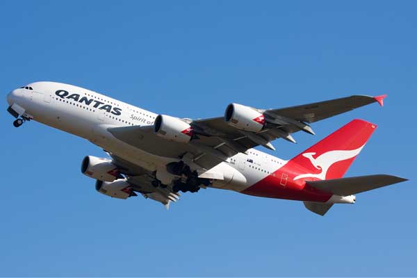   Qantas  - 