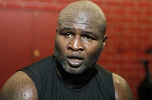 Американский боксер в 48 лет стал чемпионом мира Американский боксер в 48 лет стал чемпионом мира