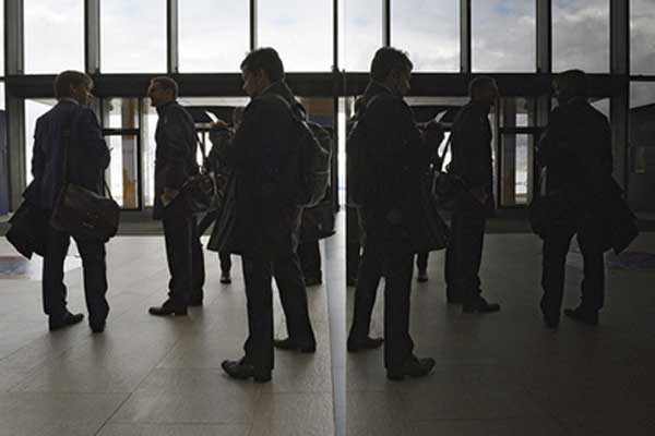 Стала известна реакция беглых олигархов на отказ в прощении Стала известна реакция беглых олигархов на отказ в прощении