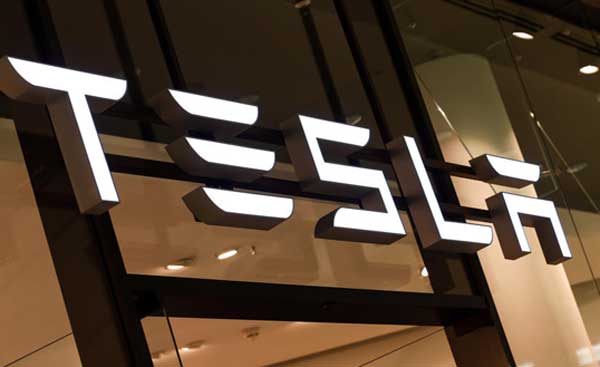 ����� ���������� Tesla ���� � ������